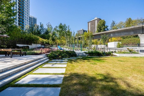 3807-2135 Springer Avenue, Burnaby, BC 