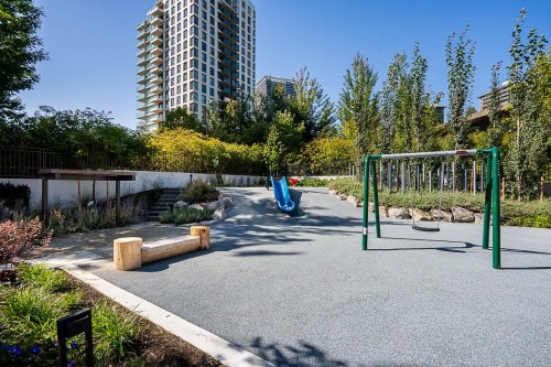 3807-2135 Springer Avenue, Burnaby, BC 