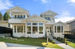 361 22nd Street ENorth Vancouver, BC V7L 3C8