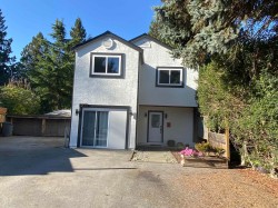 12044 Mcintyre Court Maple Ridge, BC V2X 8M8