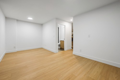 3-3940 Eton Street, Burnaby, BC 