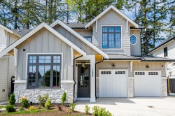 1229 Stellers Jay Place Tsawwassen, BC V4M 0H3