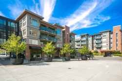 301-1673 Lloyd Avenue North Vancouver, BC V7P 0A9