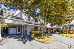 11-21707 Dewdney Trunk Road Maple Ridge, BC V2X 3G8