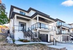 10596 Mcveety Street Maple Ridge, BC V2W 0K3