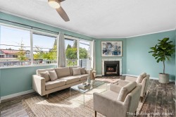 4-3384 Coast Meridian Road Port Coquitlam, BC V3B 3N5