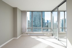 2401-1200 Georgia Street WVancouver, BC V6E 4R2