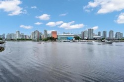 5XX-159 W 2nd Avenue Vancouver, BC V5Y 0L8