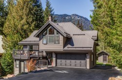 2053 Garibaldi Way Whistler, BC V8E 0A6
