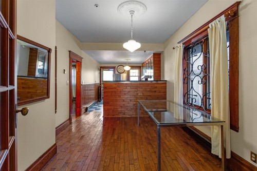 1663 Adanac Street, Vancouver, BC 