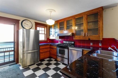 1663 Adanac Street, Vancouver, BC 