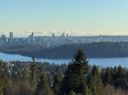 1355 Tyrol Road West Vancouver, BC V7S 2L5