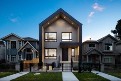 1-6831 Salisbury Avenue Burnaby, BC V5E 2Z4