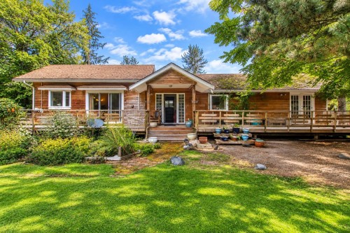 1020 Finch Drive  Squamish, BC V8B 0C2