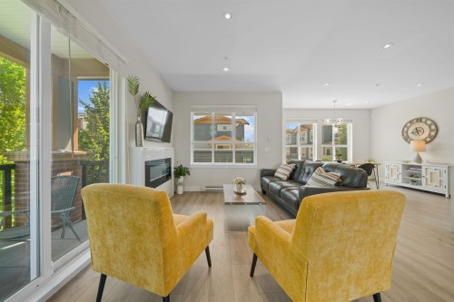 1-24086 104 Avenue, Maple Ridge, BC 