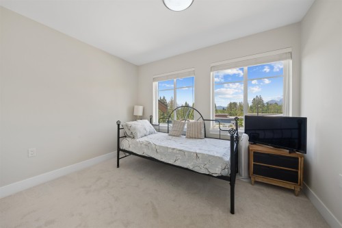 1-24086 104 Avenue, Maple Ridge, BC 