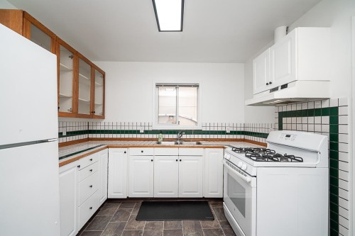 2948 Grant Street, Vancouver, BC 