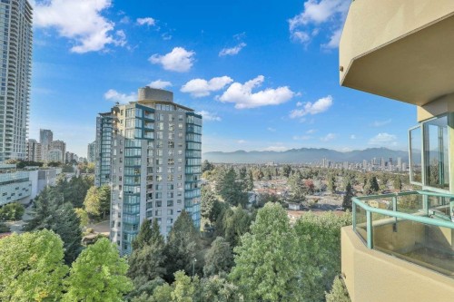 1003-4603 Hazel Street, Burnaby, BC 