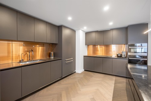 4702-1480 Howe St , Vancouver, BC V6Z 1R8 5