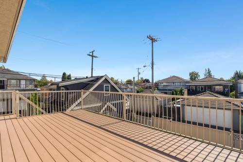 166 51St Avenue E, Vancouver, BC 