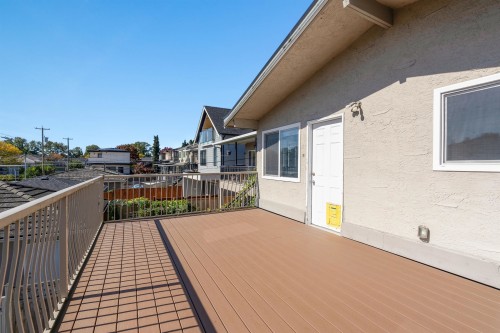 166 51St Avenue E, Vancouver, BC 