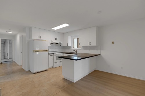 166 51St Avenue E, Vancouver, BC 