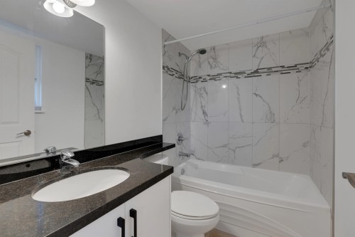 166 51St Avenue E, Vancouver, BC 