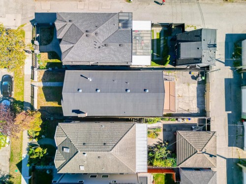 166 51St Avenue E, Vancouver, BC 