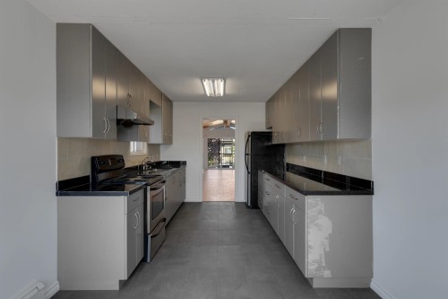 166 51St Avenue E, Vancouver, BC 
