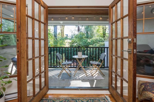 1975 13Th Avenue W, Vancouver, BC 