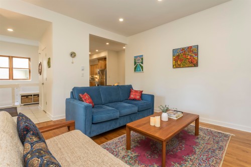 1975 13Th Avenue W, Vancouver, BC 