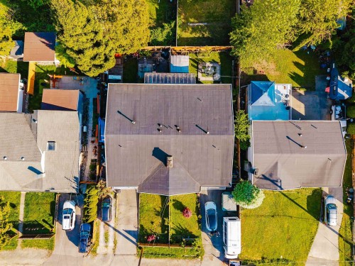 7270 16Th Avenue, Burnaby, BC 