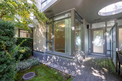 Th1 9188 University Crescent, Burnaby, BC 