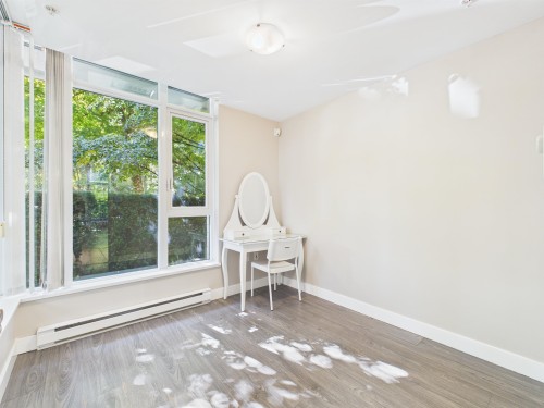 Th1 9188 University Crescent, Burnaby, BC 