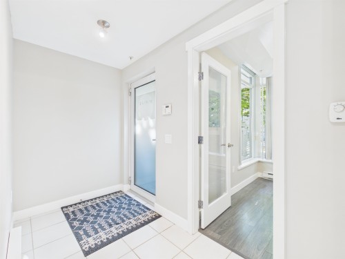 Th1 9188 University Crescent, Burnaby, BC 