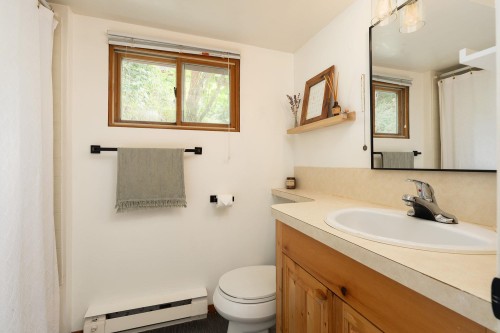 1144 Miller Road, Bowen Island, BC 