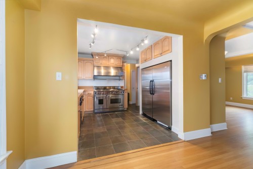 4037 Nithsdale Street, Burnaby, BC 