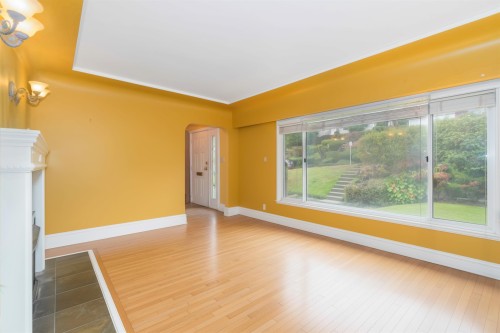 4037 Nithsdale Street, Burnaby, BC 