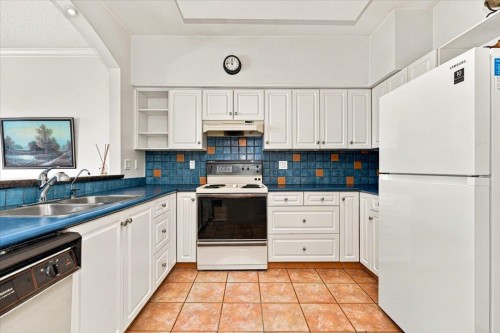 403-121 29Th Street W, North Vancouver, BC 
