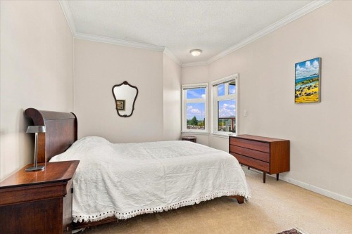 403-121 29Th Street W, North Vancouver, BC 
