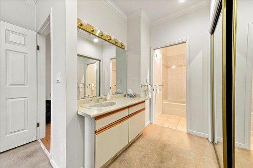 403-121 29Th Street W, North Vancouver, BC 