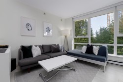 301-928 Beatty Street Vancouver, BC V6Z 3G6
