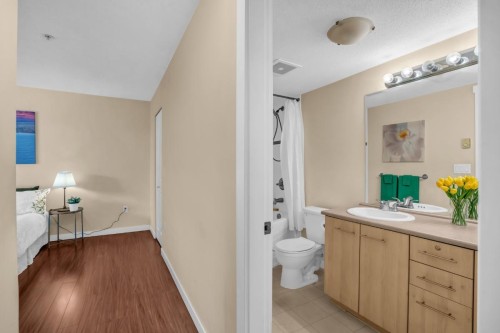 2102-5113 Garden City Road, Richmond, BC 