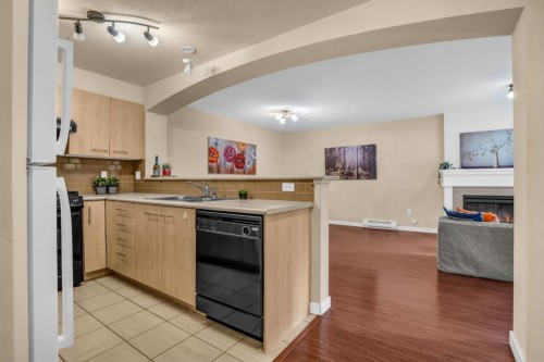 2102-5113 Garden City Road, Richmond, BC 
