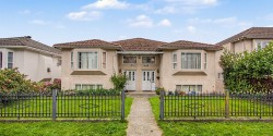 3840 Fraser Street Vancouver, BC V5V 4E2