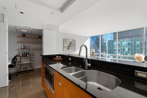 2605-1077 Cordova Street W, Vancouver, BC 