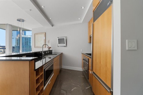 2605-1077 Cordova Street W, Vancouver, BC 