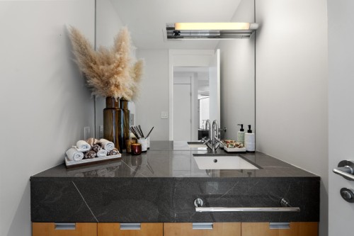 2605-1077 Cordova Street W, Vancouver, BC 