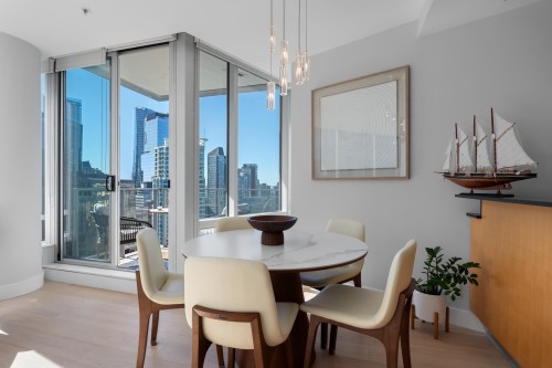 2605-1077 Cordova Street W, Vancouver, BC 