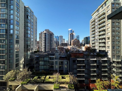 1002-1055 Richards Street, Vancouver, BC 